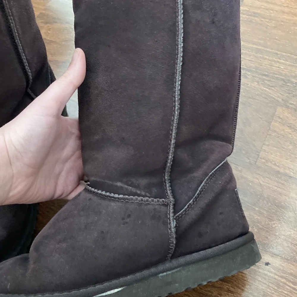 UGG Brown Short Suede Boots Sz 8